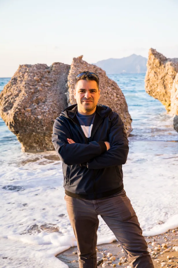 Κωνσταντίνος Συντίλας, Ιδρυτής · Web developer